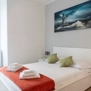 https://la-casa-di-jojo-al-ghetto.it-romehotels.com